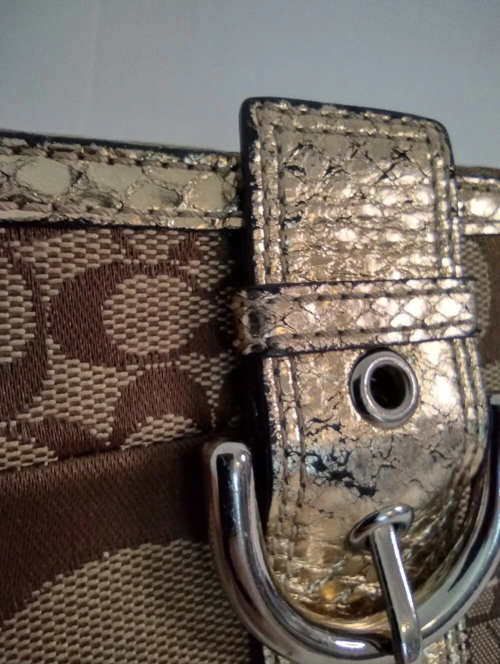 Vintage Y2K Coach Soho Signature Patchwork Snakeskin Wallet Gold Khaki Rare